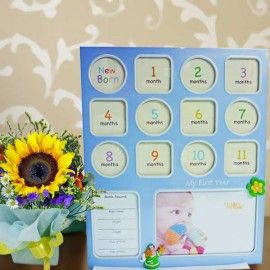 Monthly Miniature Gallery Baby Photo Frame Gift Set 