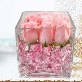 9 Peach Roses In Glass Vase
