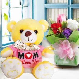 3 Roses standing bouquet With 8" (MOM I love u) Bear