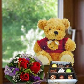 8" Bear with Praline Chocolate 9 pcs & 3 red roses handbouquet.
