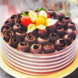 Add-On Chocolate Strawberry Cake 1 Kg