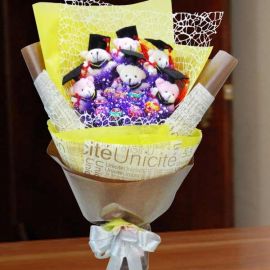 6 Mini Graduation Bear (6cm) With 8 Lollipop Candies Bouquet