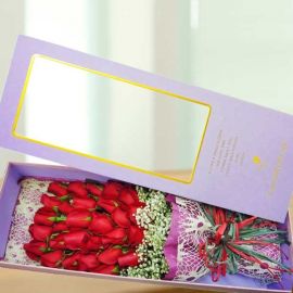 28 Red Roses in Gift Box